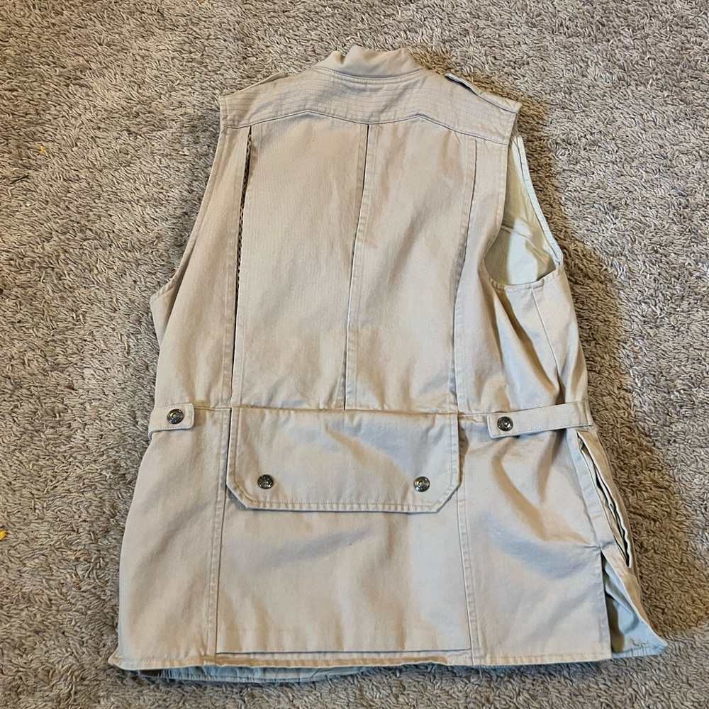 Utility Vest - Picture 2 of 7